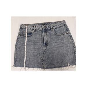 Wild Fable Women's Denim Skirt Size 14 - Excellent Condition